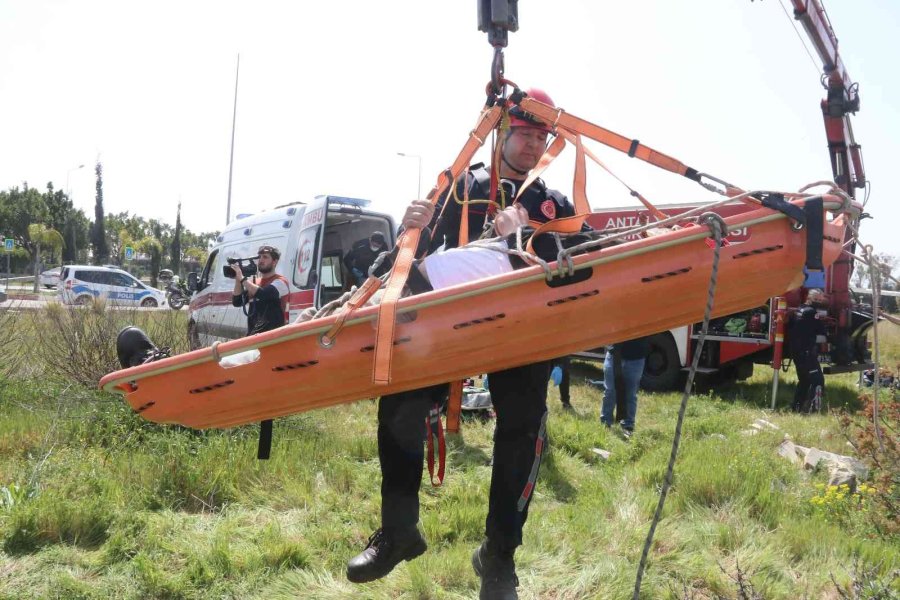 Düştüğü 20 Metrelik Vadiden 2 Saat Süren Operasyonla Kurtarılan Adam: “kendi Soruşturmamı Kendim Yapacağım”