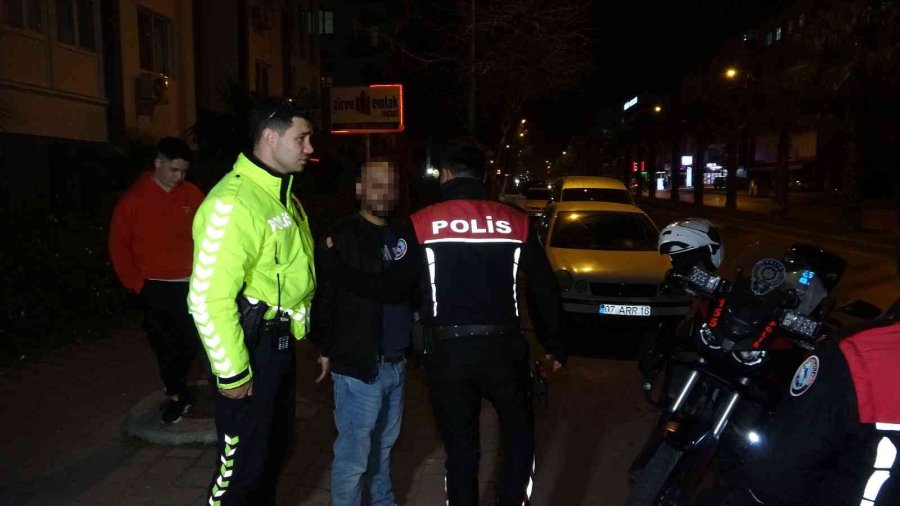 Polisten Kaçan Alkollü Sürücüden İnanılmaz Sözler: "insanların Hayatını Tehlikeye Sokuyorum, Onlar Da Bizim Hayatımızı Tehlikeye Sokuyor, Ne Olmuş "