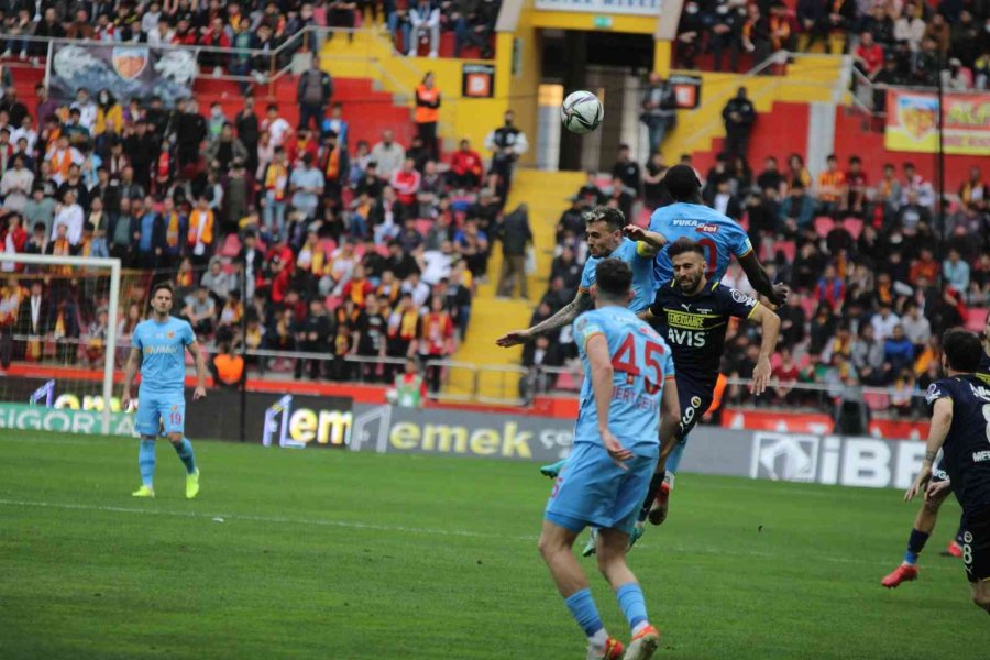 Spor Toto Süper Lig: Kayserispor: 0 - Fenerbahçe: 4 (maç Sonucu)