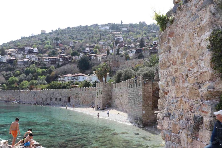 Doğa, Tarih Ve Denizin Buluştuğu Koşuda 76 Kilometreyi Tamamlayan Sporcular Belli Oldu