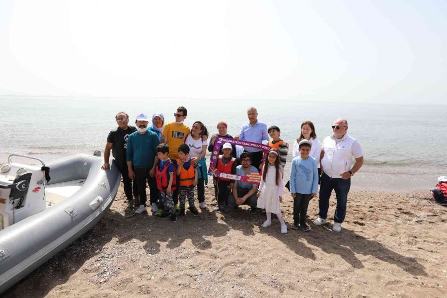 Otizmli Çocuklar Yelken Ve Deniz Keyfi Yaşadı