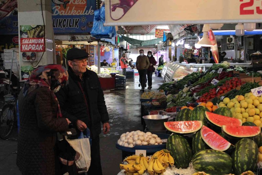İlk İftar İçin Pazar Tezgâhlarında Hazırlıklar Başladı