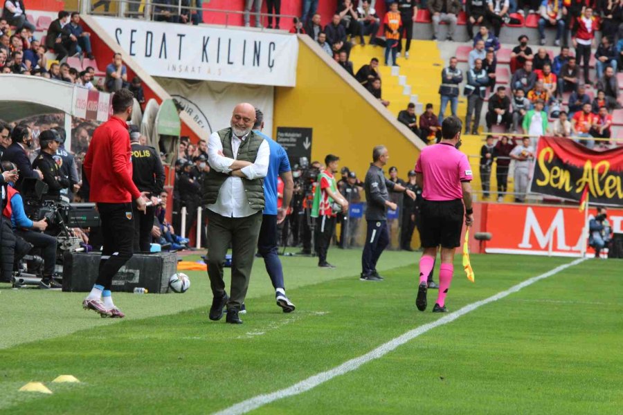 Spor Toto Süper Lig: Kayserispor: 0 - Fenerbahçe: 1 (maç Devam Ediyor)