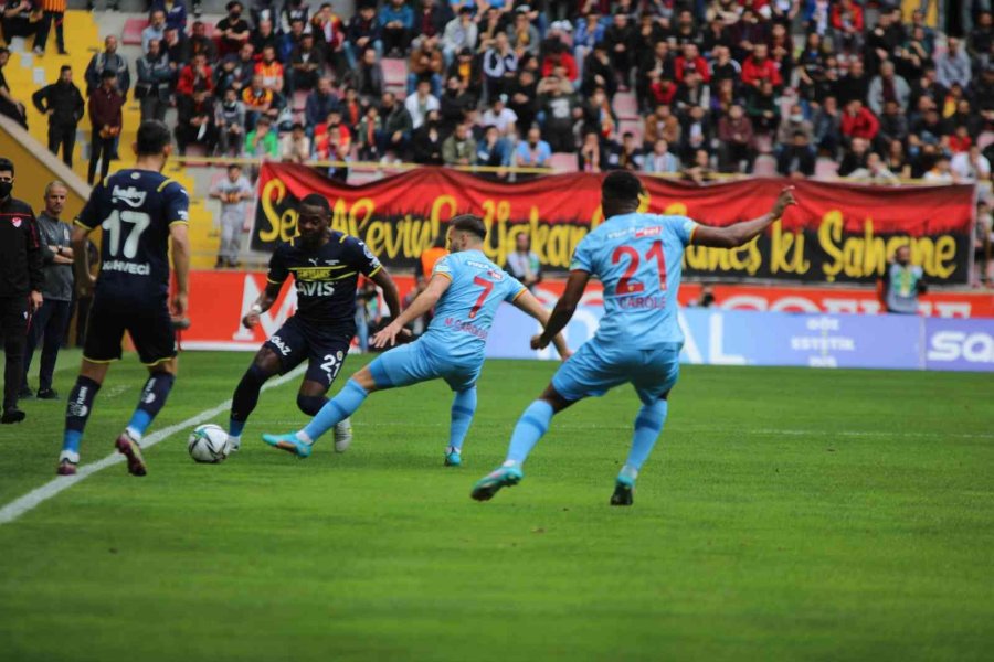 Spor Toto Süper Lig: Kayserispor: 0 - Fenerbahçe: 1 (maç Devam Ediyor)