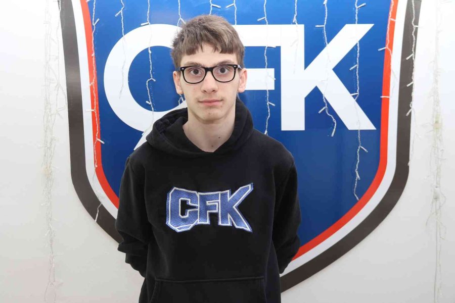 Atıcılık Sporuyla İlgilenen Eskişehirli Öğrenciler, Mersin’de Şampiyon Olmak İstiyor