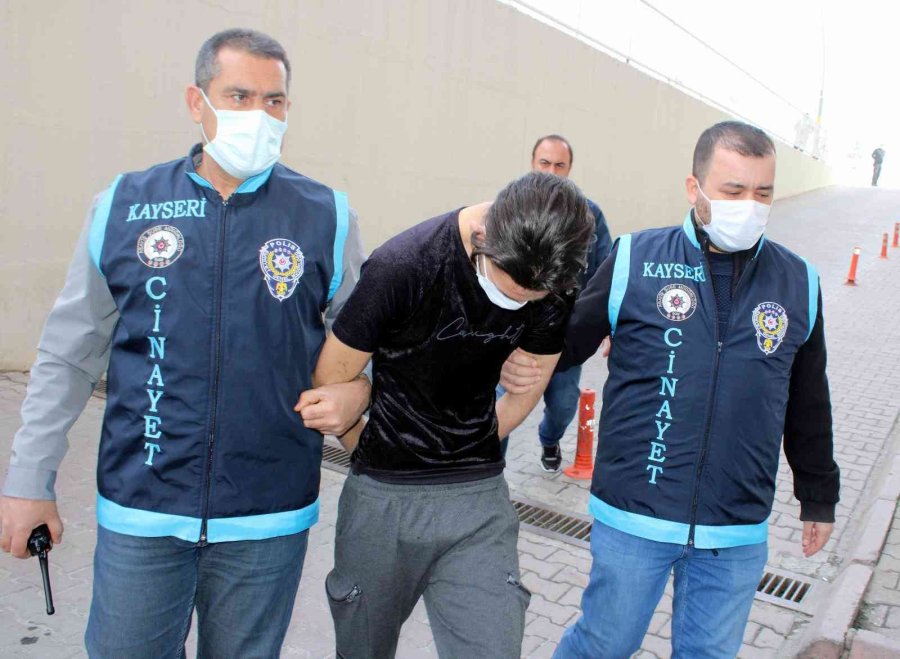 Boğazını Keserek Öldürdükleri Şahsı Yakan Zanlılar Yakalandı