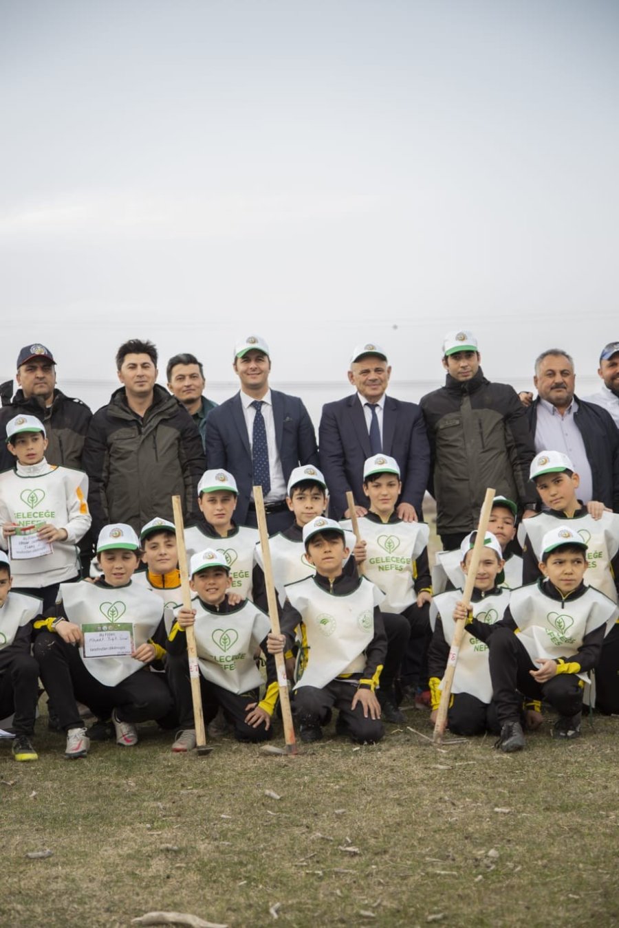 Gazi Osman Çakmak Stadı Güzelleşiyor