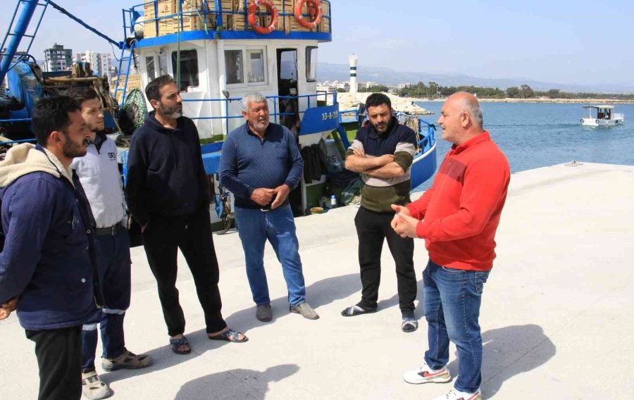 Akdeniz’de Balıkçılar Sezonu Erken Kapatmaya Başladı