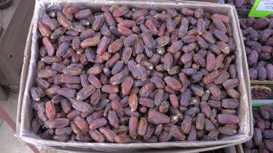 Ramazan Ayı Hurmaya Olan İlgiyi Artırdı