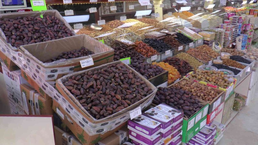 Ramazan Ayı Hurmaya Olan İlgiyi Artırdı