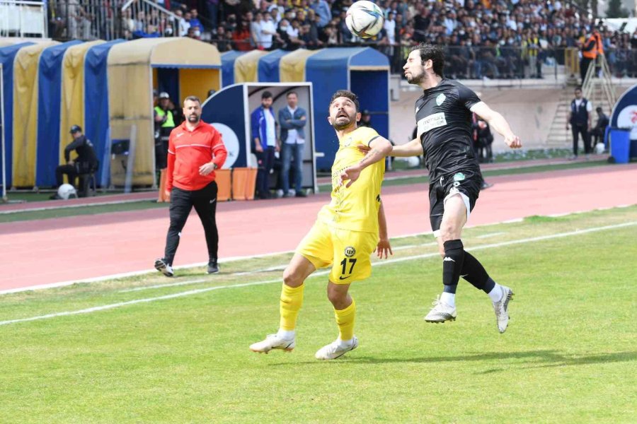 Tff 2. Lig: Tarsus İdman Yurdu: 2 - Kırklarelispor: 1