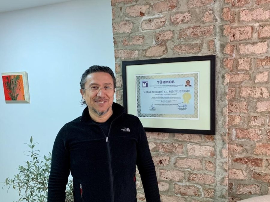 Hayali Olan Mali Müşavirlik İçin 55 Yaşında Yüksek Lisans Yaptı