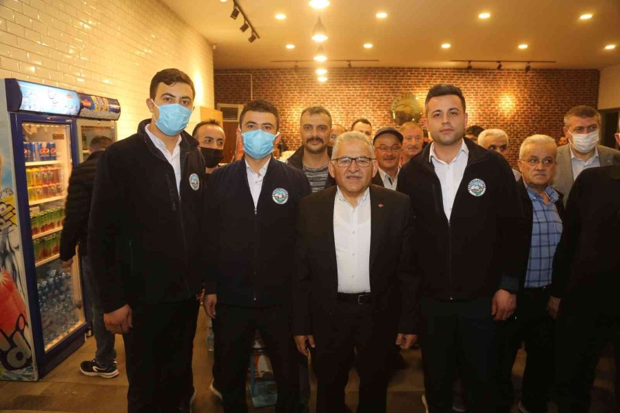 Başkan Büyükkılıç, Eşi İle Birlikte Şehit Ve Gazi Yakınlarıyla Bir Araya Geldi