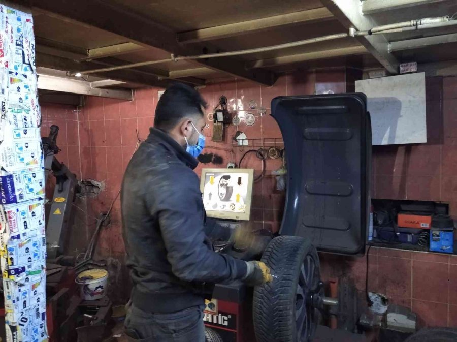 Yazlık Lastik Değişimlerinin Ertelenmesi Büyük Risk Oluşturuyor