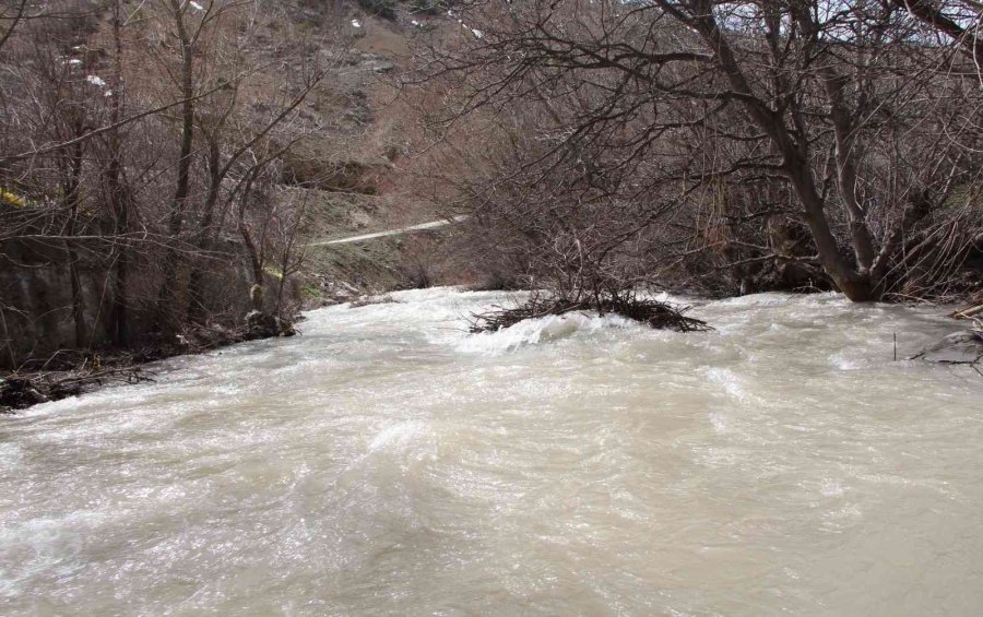 Eriyen Kar Suları, Su Kaynaklarına Umut Oluyor