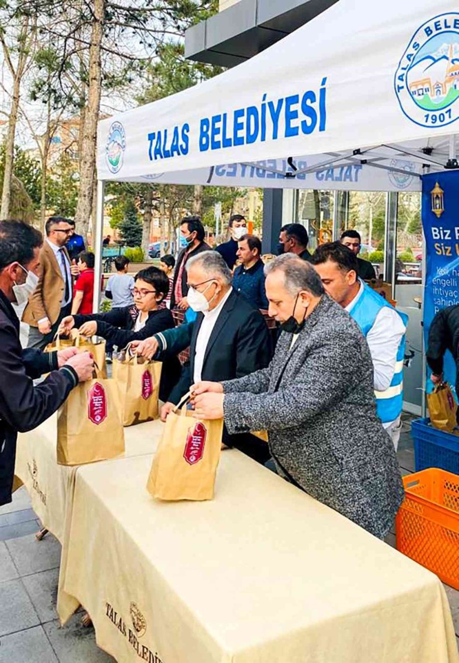 Talas’ta “biz Pişirelim Siz Ulaştırın” Uygulaması Devam Ediyor