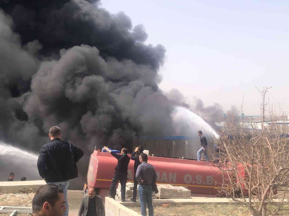 Karaman’da Köpük Fabrikasında Yangın
