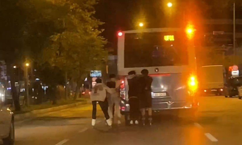 Antalya'da Gençlerin Tehlikeli Yolculuğu