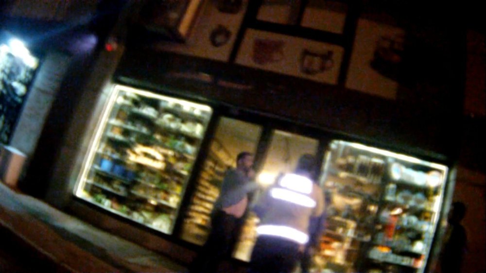 Antalya'da Alkollü Vatandaş Polise Zorluk Çıkardı