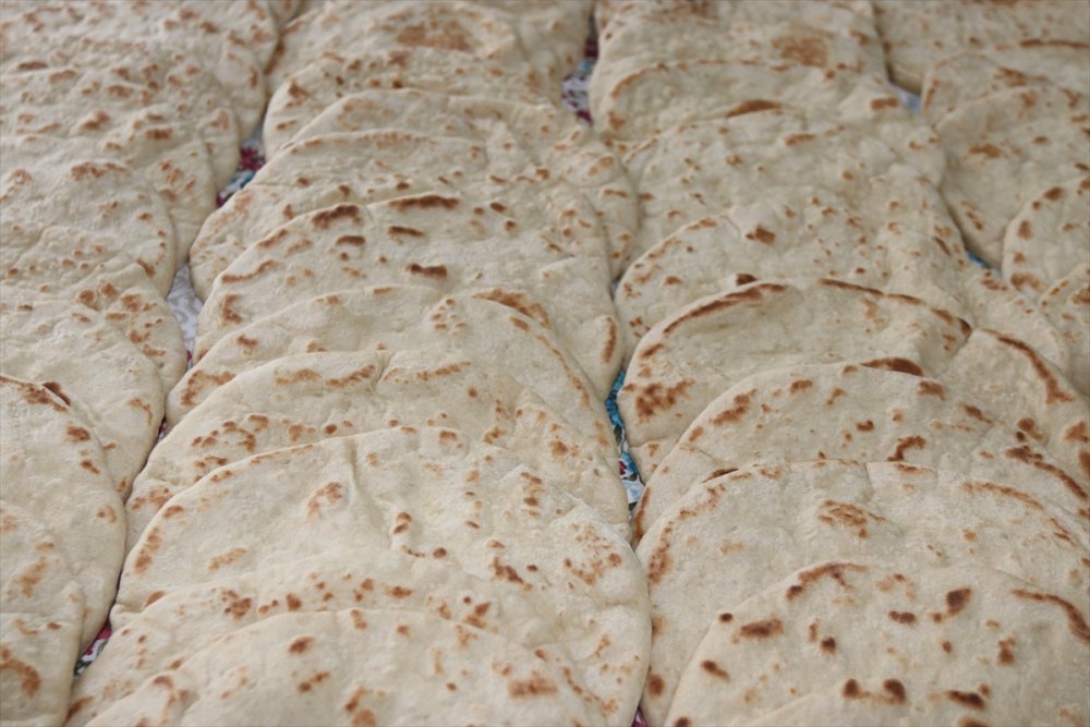 Annelerinden Öğrendikleri "Mayalı Ekmek" Gelir Kapıları Oldu