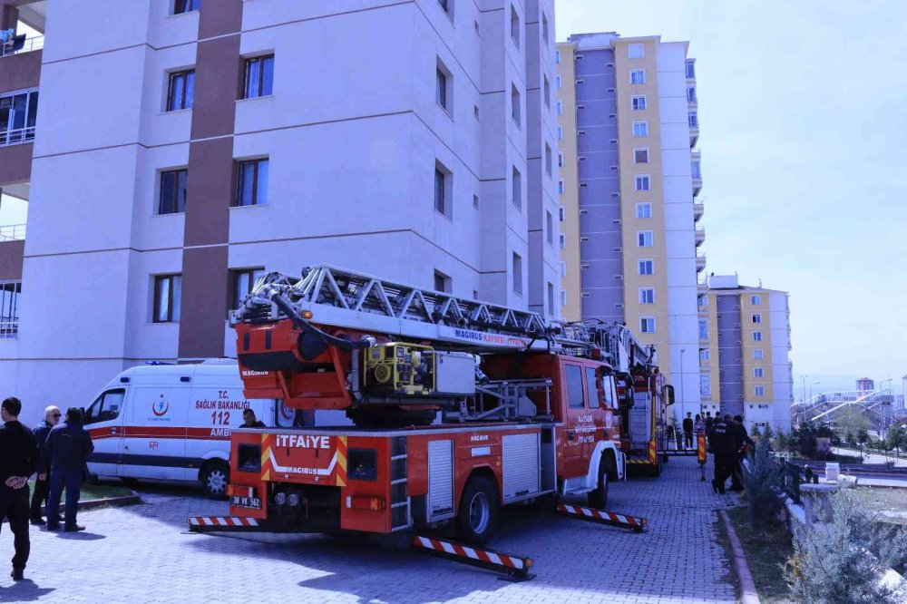 Afacanlar Binayı Birbirine Kattı