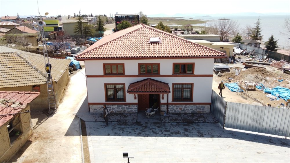 Hüyük'te Tarihi Camide İbadet Heyecanı