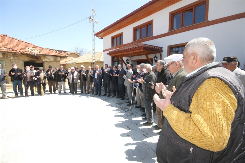Hüyük'te Tarihi Camide İbadet Heyecanı