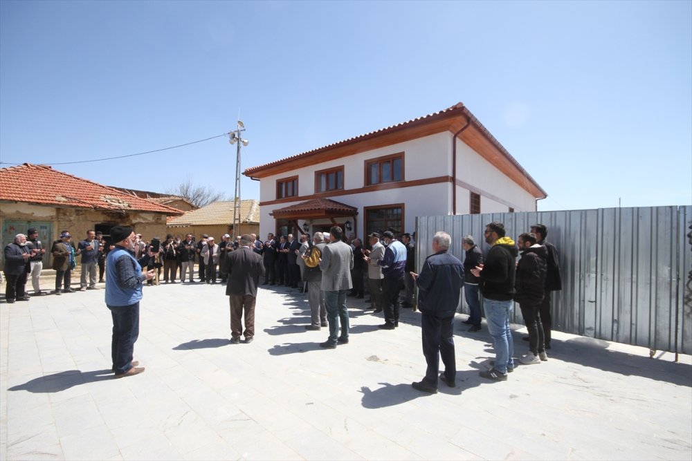 Hüyük'te Tarihi Camide İbadet Heyecanı