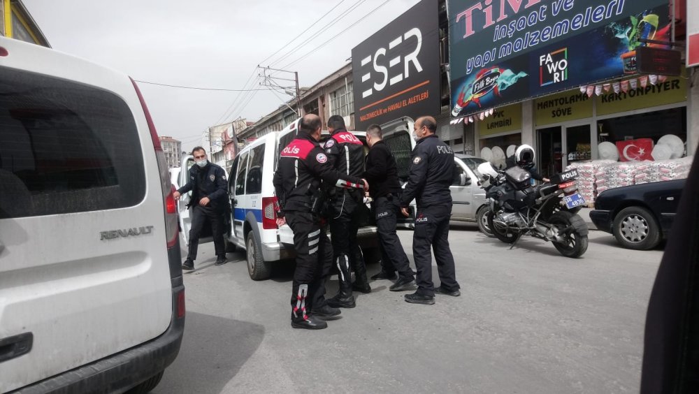 Kayseri'de Nakliyecilerin Kavgasında 1 Yaralı