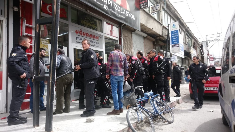 Kayseri'de Nakliyecilerin Kavgasında 1 Yaralı