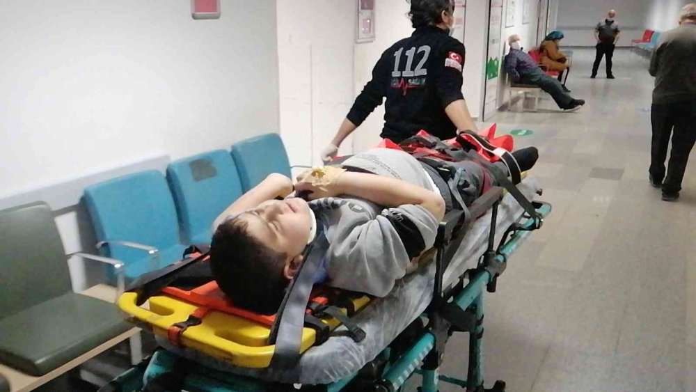 Aksaray'da Otomobil Takla Attı: 3 Yaralı