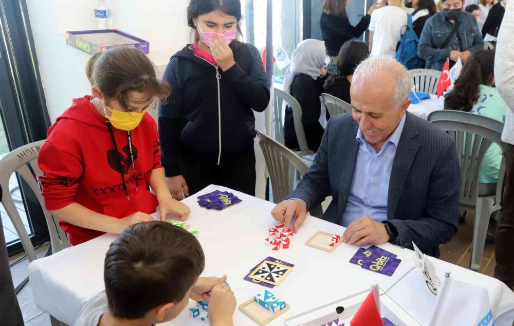 Mersin'de Akıl Ve Zeka Oyunları Turnuvasında Ödüller Sahiplerini Buldu
