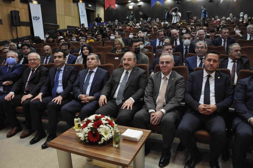 Bakan Varank'tan Karaman'da Açıklamalar