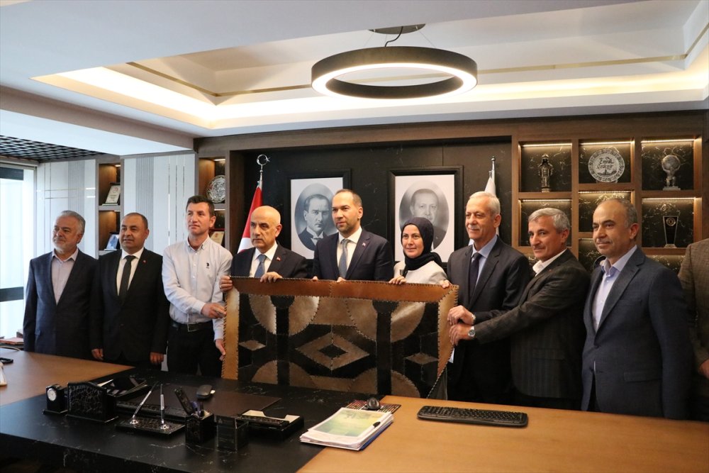 Tarım Ve Orman Bakanı Vahit Kirişci, Niğde'de Ziyaretlerde Bulundu