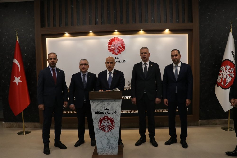 Tarım Ve Orman Bakanı Vahit Kirişci, Niğde'de Ziyaretlerde Bulundu