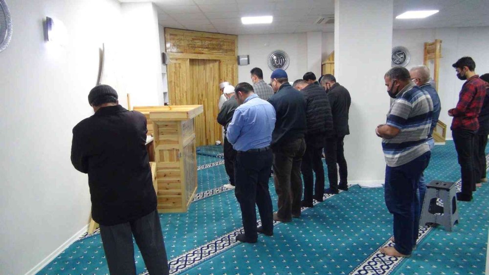 Mersin'de Cami Ses Sistemi Çalındı