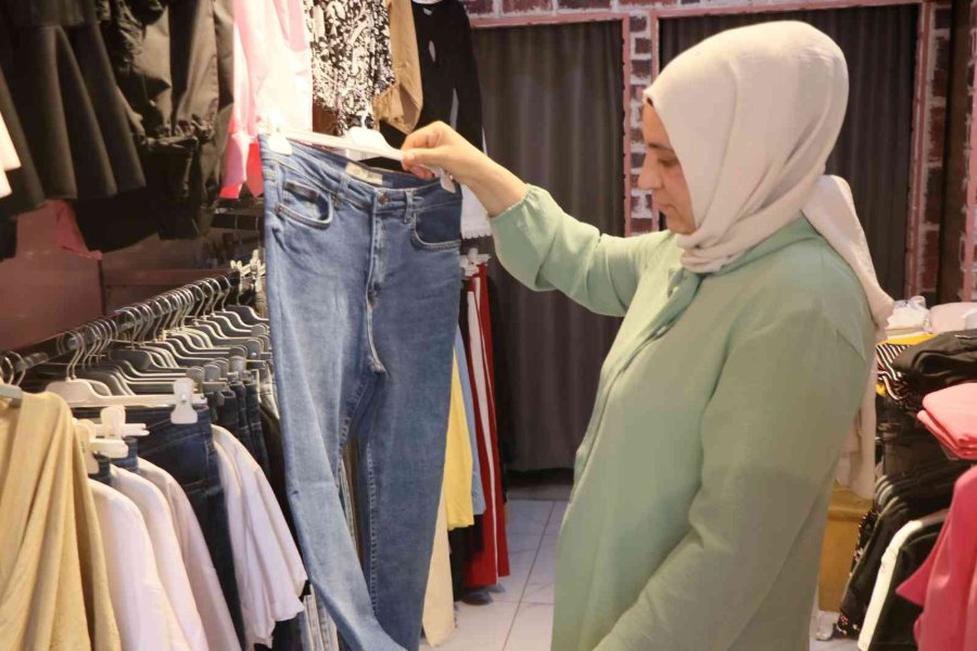 Giyim Mağazalarında Bayram Hareketliliği Başladı