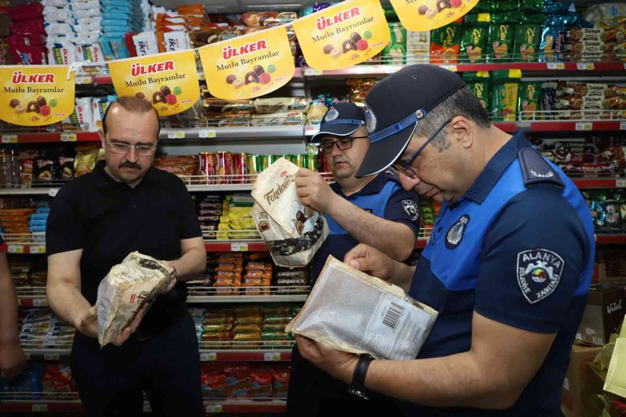 Bayram Öncesi Market Ve İmalathaneler Denetlendi
