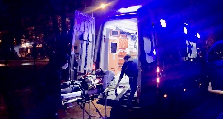 Kontrolden Çıkan Kamyonet Takla Attı: 4 Yaralı