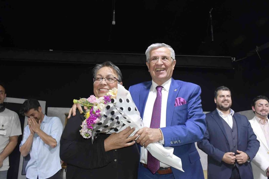 Başkan Topaloğlu:"sanata Desteğimiz Devam Edecek"