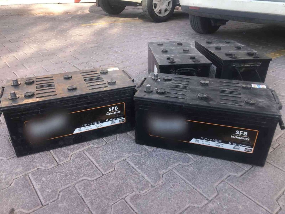 Konya’da Araçlardan Akü Hırsızları Yakayı Ele Verdi