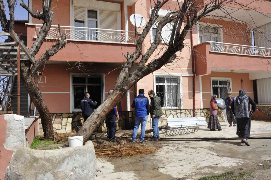 Yangında Yaralanan 6 Aylık Medine 28 Günlük Yaşamı Kaybetti