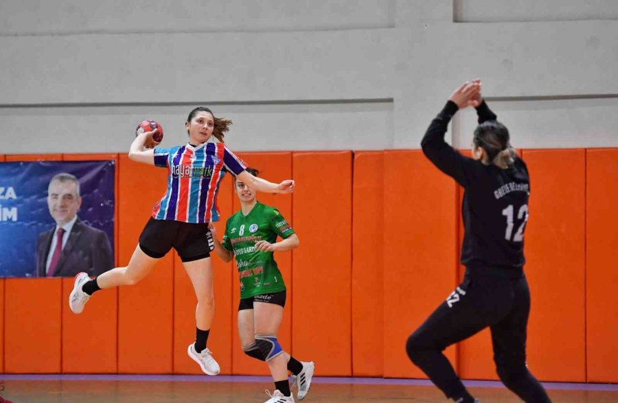 Konyaaltı Görele’de Farklı Kazandı