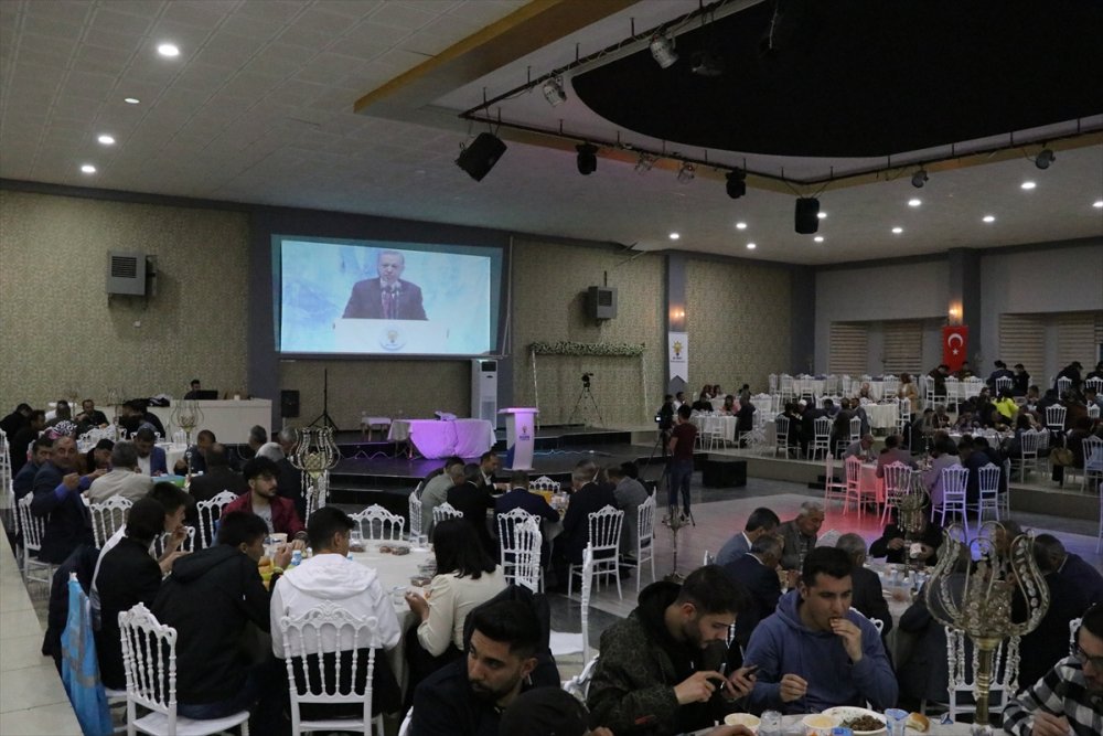 Niğde'de Ak Parti Teşkilatı İftarda Bir Araya Geldi