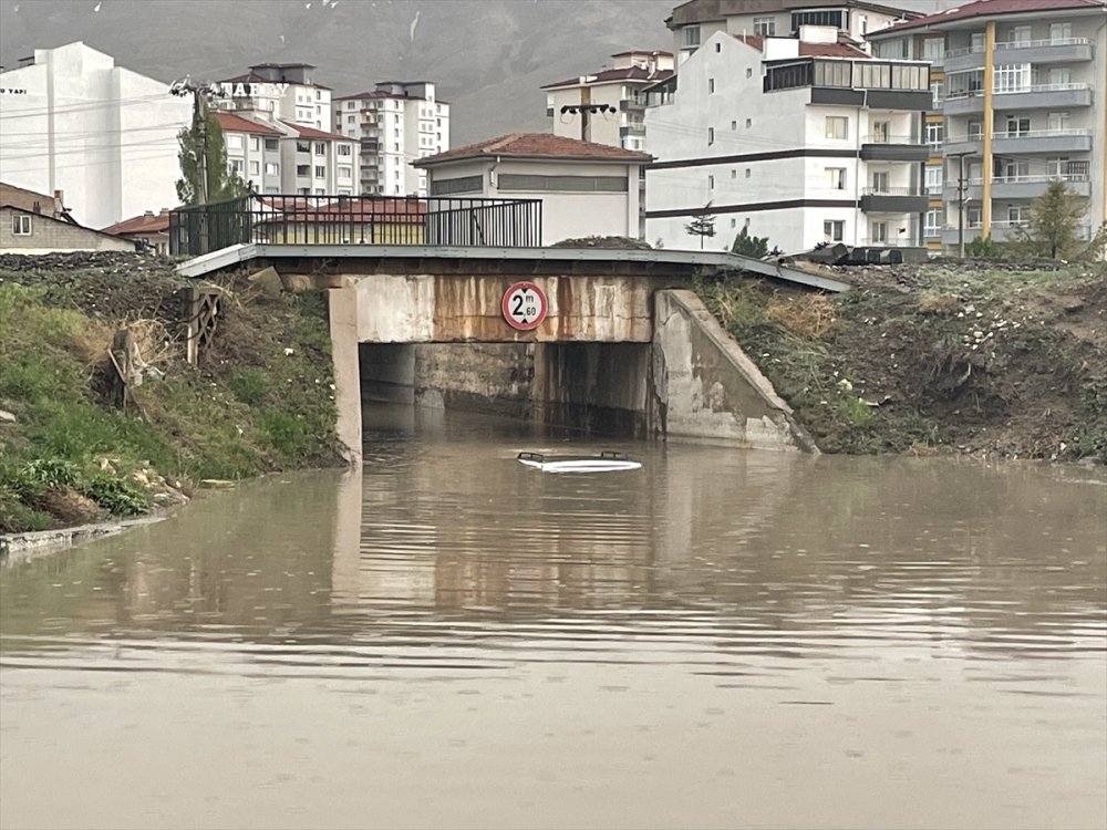 Niğde'de Sağanak Etkili Oldu