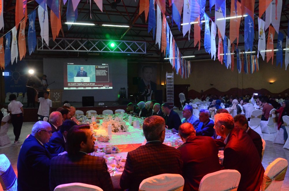 Ak Parti Karaman İl Teşkilatı İftarda Buluştu