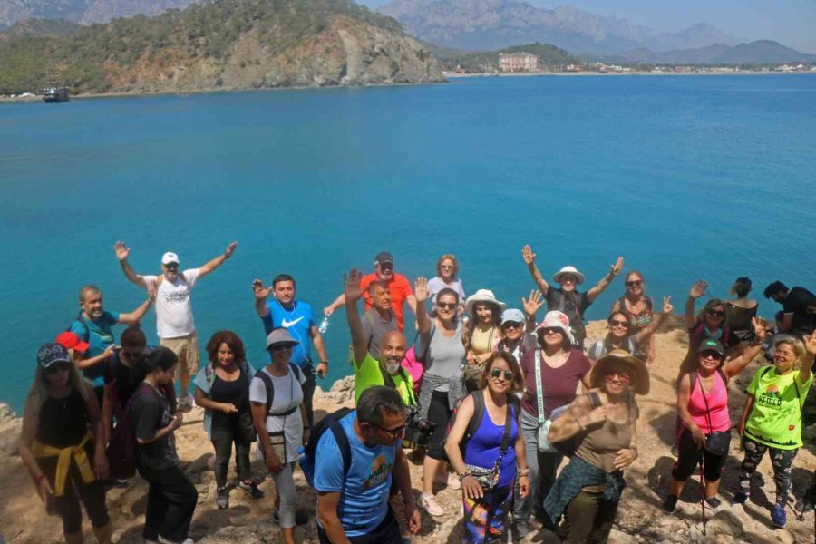 Doğaseverler Tarihi Likya Yolu’nda Yürüdü