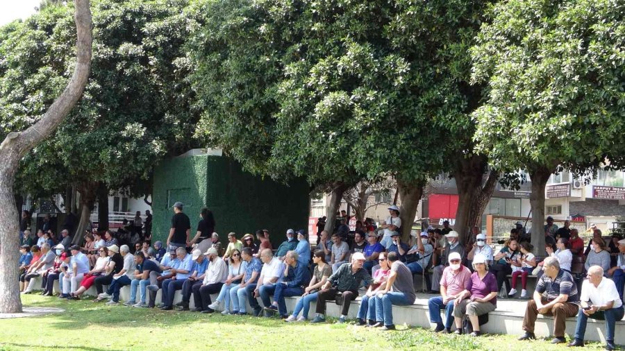 Antalya’da 1 Mayıs Coşkuyla Kutlandı