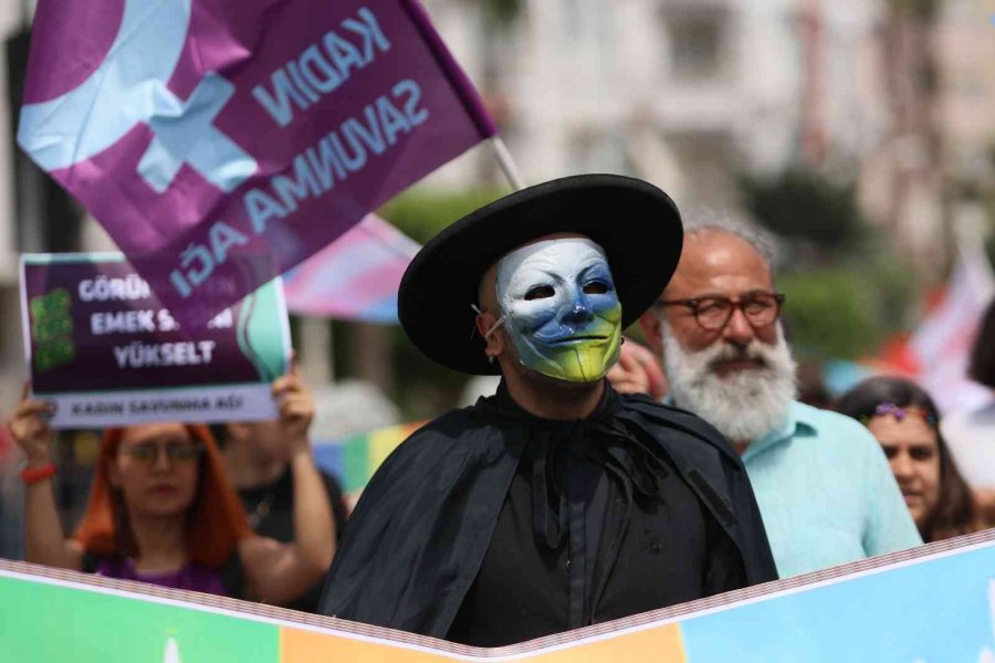 Mersin’de 1 Mayıs Coşkusu