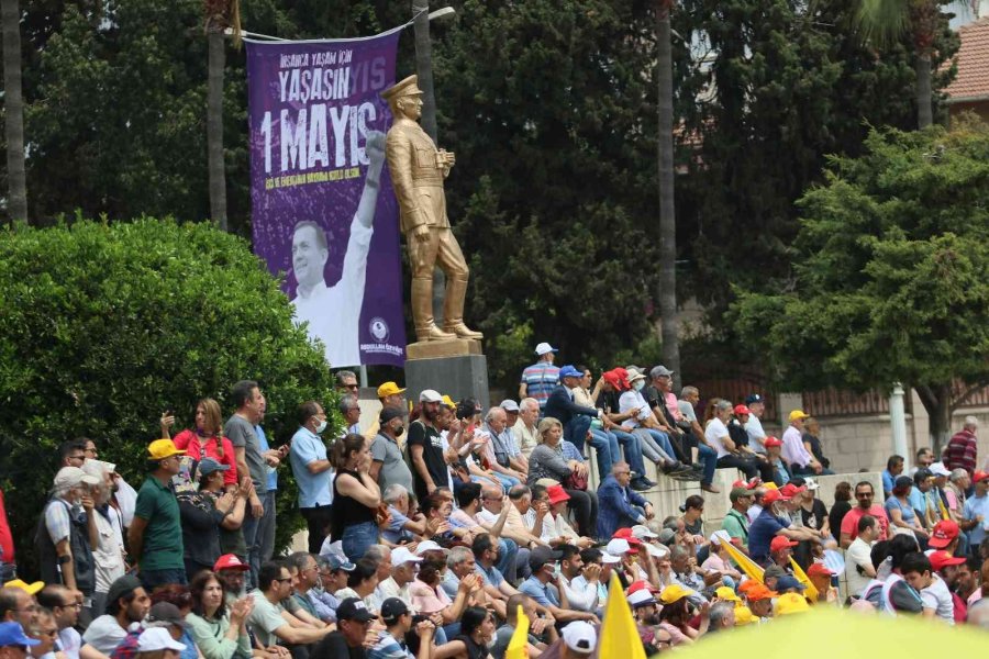 Mersin’de 1 Mayıs Coşkusu